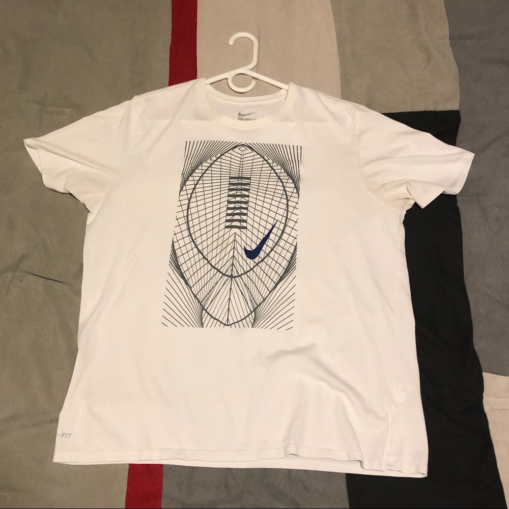 Nike graphic dry fit tee